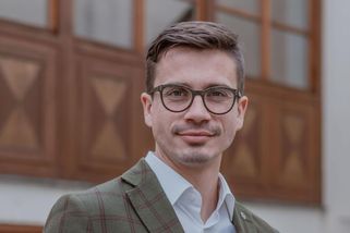 Lidovec Talíř: Vláda chce veřejnoprávní média ovlá...